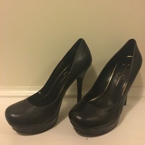 Jessica Simpson Black Platform Pumps